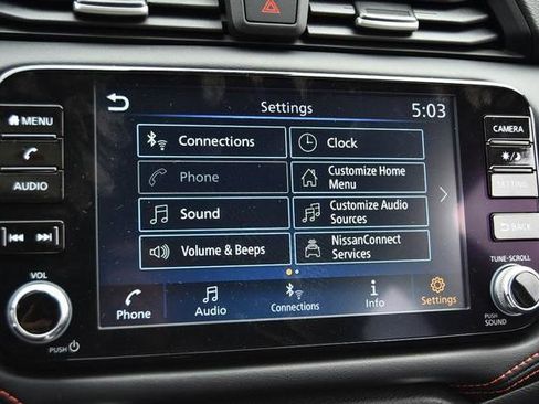 New 2025 Nissan Versa SR w/ Trunk Package image 13