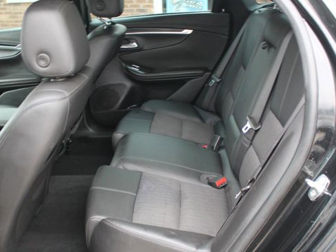 Used 2019 Chevrolet Impala LT w/ Sunroof and Spoiler Package FWD image 17