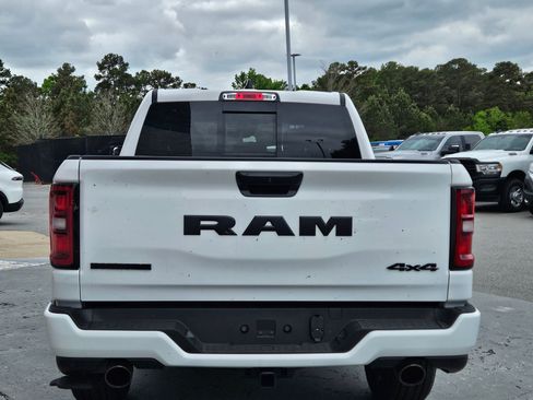 New 2026 RAM 1500 Big Horn AWD/4WD image 6