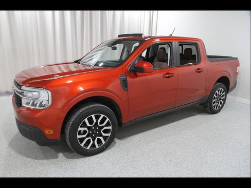 Used 2022 Ford Maverick Lariat w/ Lariat Luxury Package FWD image 3
