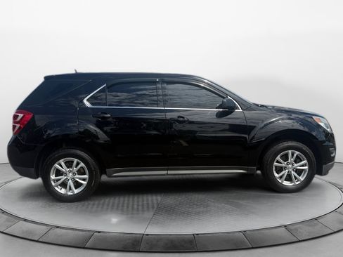 Used 2017 Chevrolet Equinox LS AWD/4WD image 8
