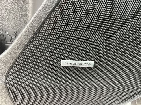 Used 2017 Subaru Forester 2.0XT Touring image 21