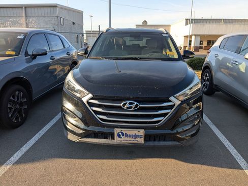 Used 2018 Hyundai Tucson SEL Plus image 3