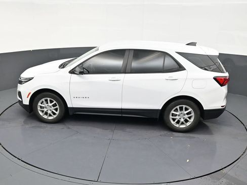 Used 2023 Chevrolet Equinox LS FWD image 13