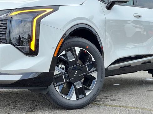New 2026 Kia Sportage SX Prestige AWD/4WD image 2