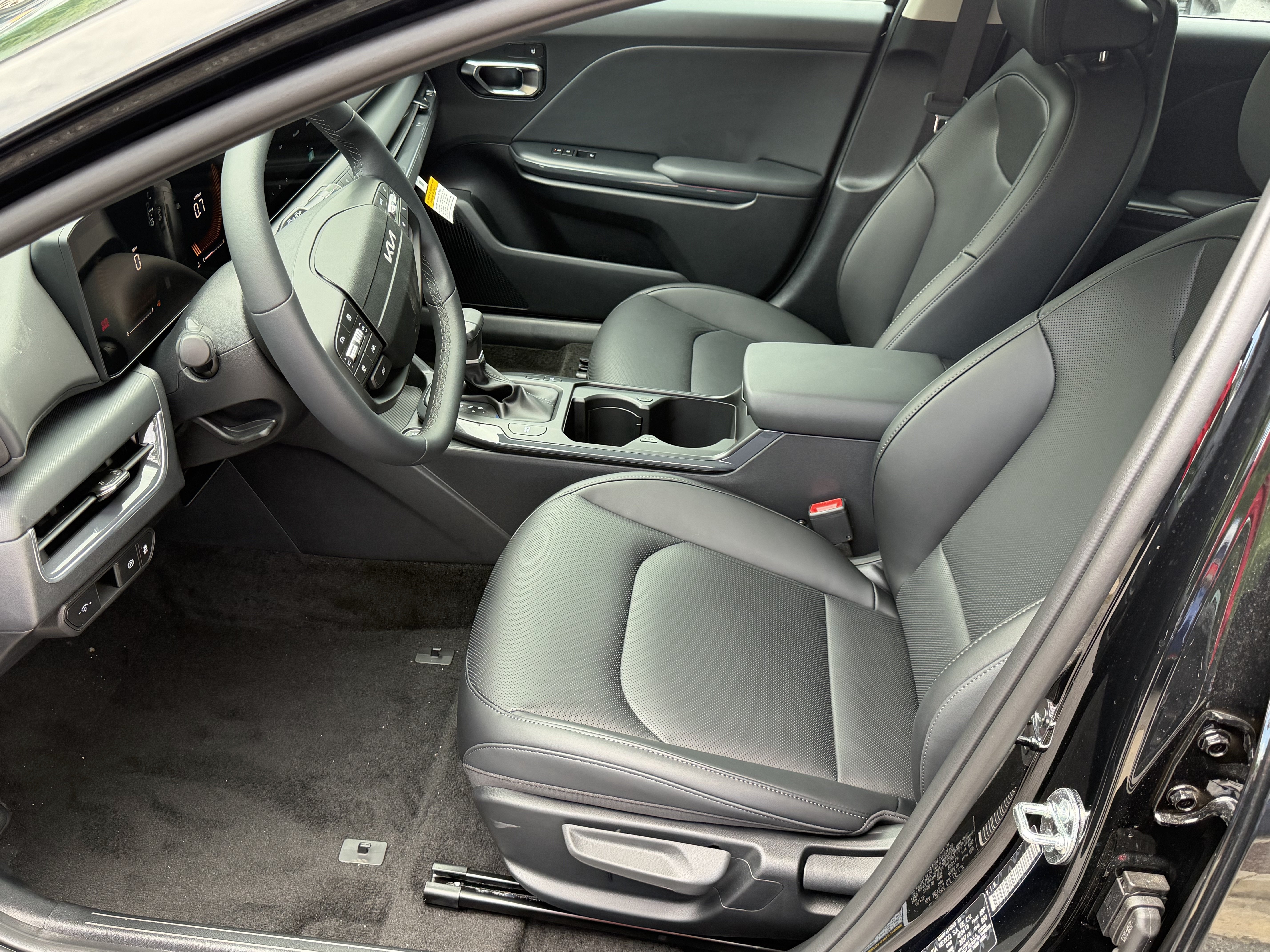 New 2026 Kia K4 EX FWD image 39