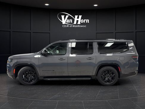 Used 2024 Jeep Wagoneer L Series II w/ Convenience Group I AWD/4WD image 4