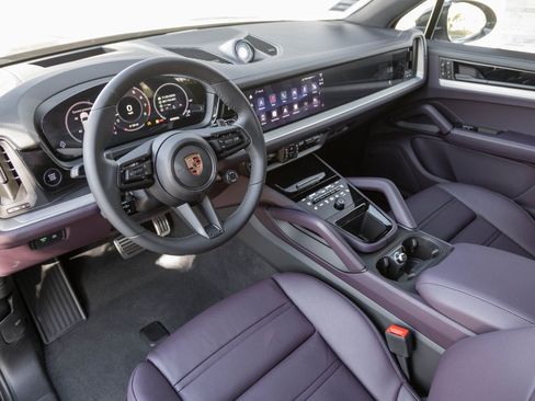 New 2026 Porsche Cayenne S AWD/4WD image 4