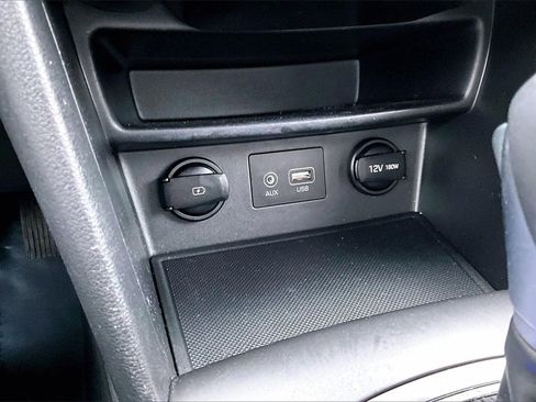 Used 2020 Hyundai Kona SEL image 32