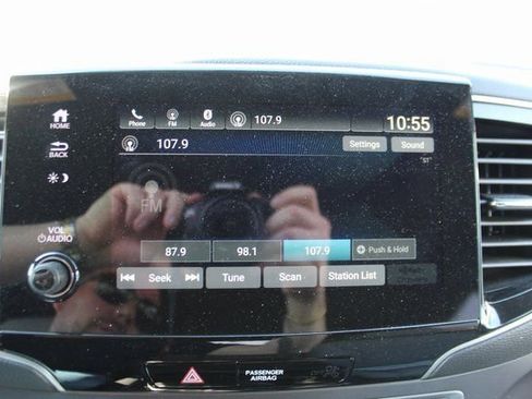 Used 2024 Honda Passport EX-L image 19