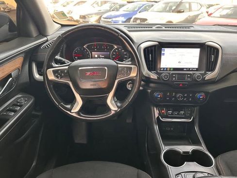Used 2020 GMC Terrain SLE w/ Driver Convenience Package image 10