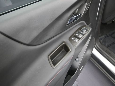 Used 2023 Chevrolet Equinox RS w/ RS Leather Package FWD image 10