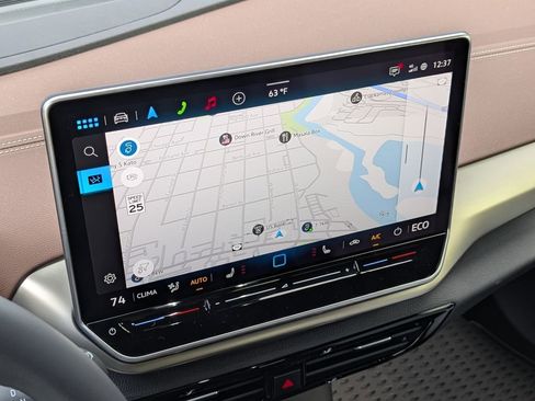 New 2026 Volkswagen ID.4 Pro image 18