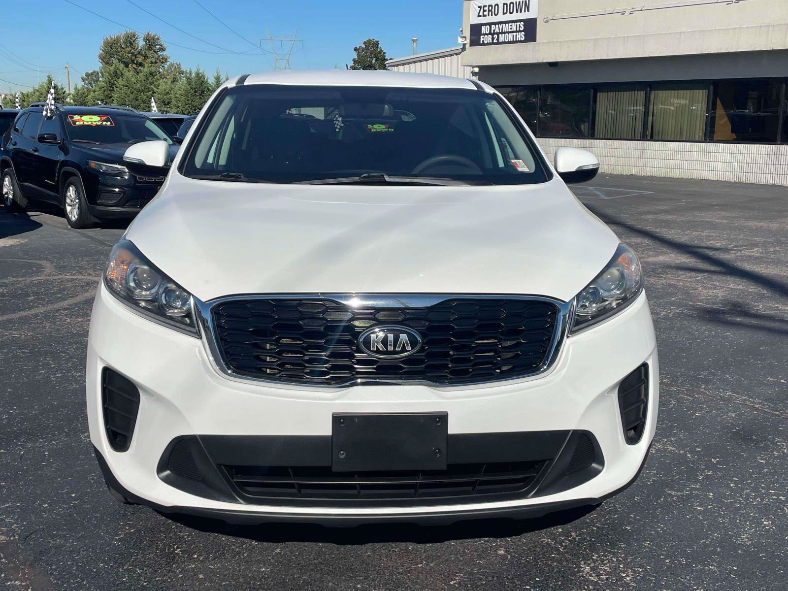 Used 2019 Kia Sorento AWD V6 image 2