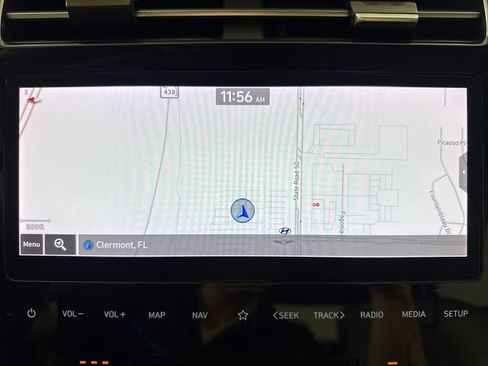 Used 2022 Hyundai Tucson Limited AWD/4WD image 16