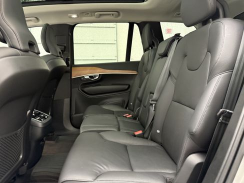 Certified 2024 Volvo XC90 B6 Plus w/ Protection Package Premier AWD/4WD image 24