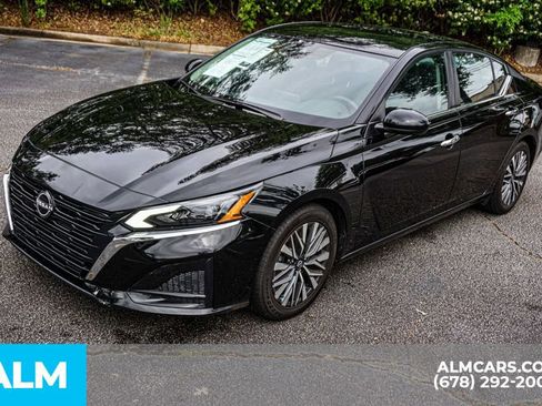 Used 2023 Nissan Altima 2.5 SV FWD image 15