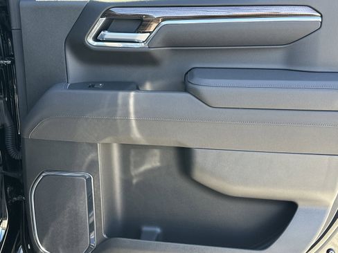 New 2026 Chevrolet Silverado 1500 LT Trail Boss w/ Safety Package image 16