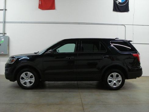Used 2017 Ford Explorer 4WD Police Interceptor w/ Ready For The Road Package image 6