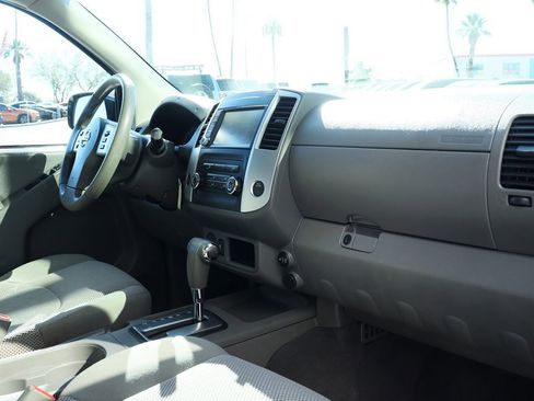 Used 2019 Nissan Frontier SV image 35