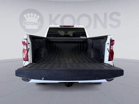 Used 2023 Chevrolet Silverado 1500 Custom AWD/4WD image 24