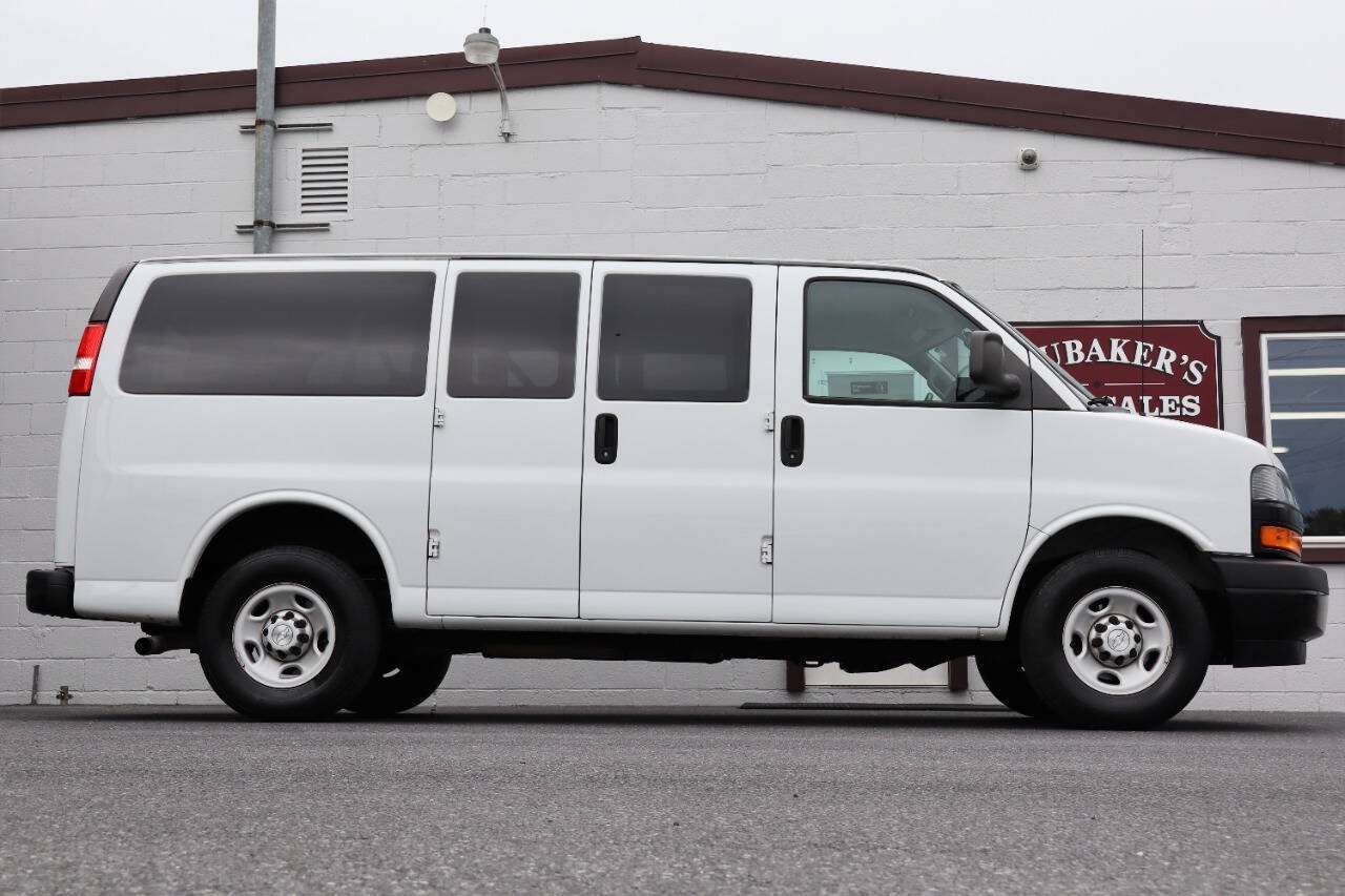 Used 2019 Chevrolet Express 2500 LS w/ Driver Convenience Package RWD image 1