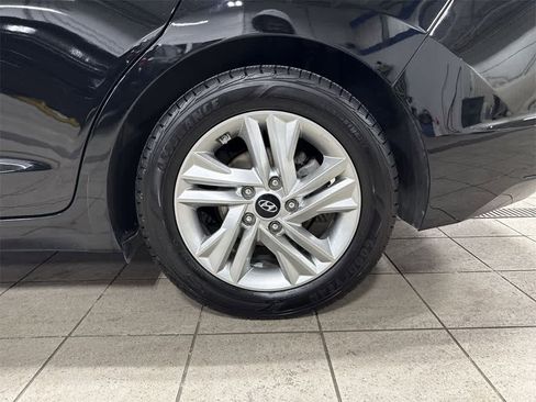 Used 2020 Hyundai Elantra Value Edition image 10