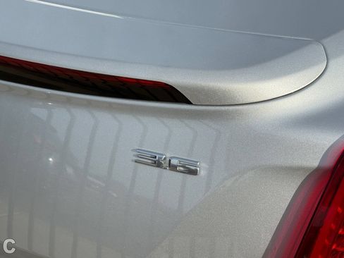 Used 2018 Cadillac XTS Luxury AWD/4WD image 7