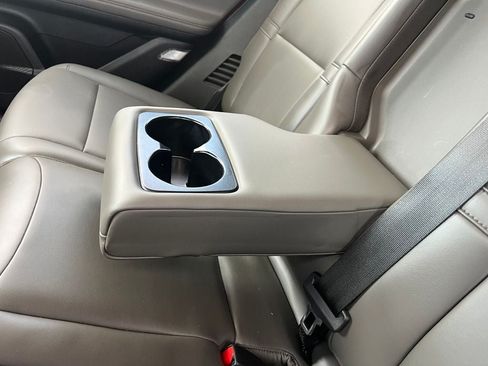 Certified 2025 Lincoln Corsair AWD image 15