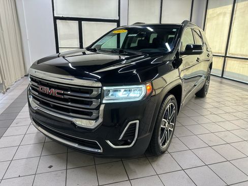 Certified 2023 GMC Acadia SLT w/ Technology Package AWD/4WD image 12