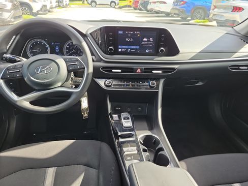 Used 2023 Hyundai Sonata SE FWD image 15