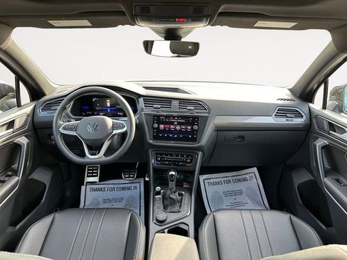Used 2023 Volkswagen Tiguan SE R-Line AWD/4WD image 10