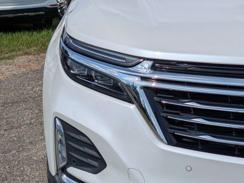 Certified 2022 Chevrolet Equinox Premier FWD image 9