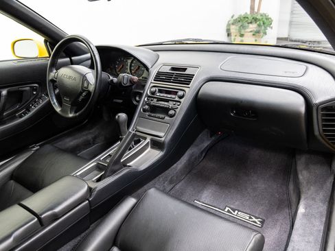 Used 2000 Acura NSX T RWD image 11