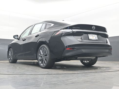 New 2026 Nissan Sentra SR FWD image 26