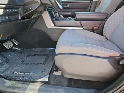 Used 2022 Toyota Tundra SR5 w/ TRD Off-Road Package image 17