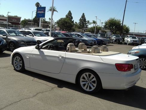 Used 2012 BMW 328i Convertible RWD image 10