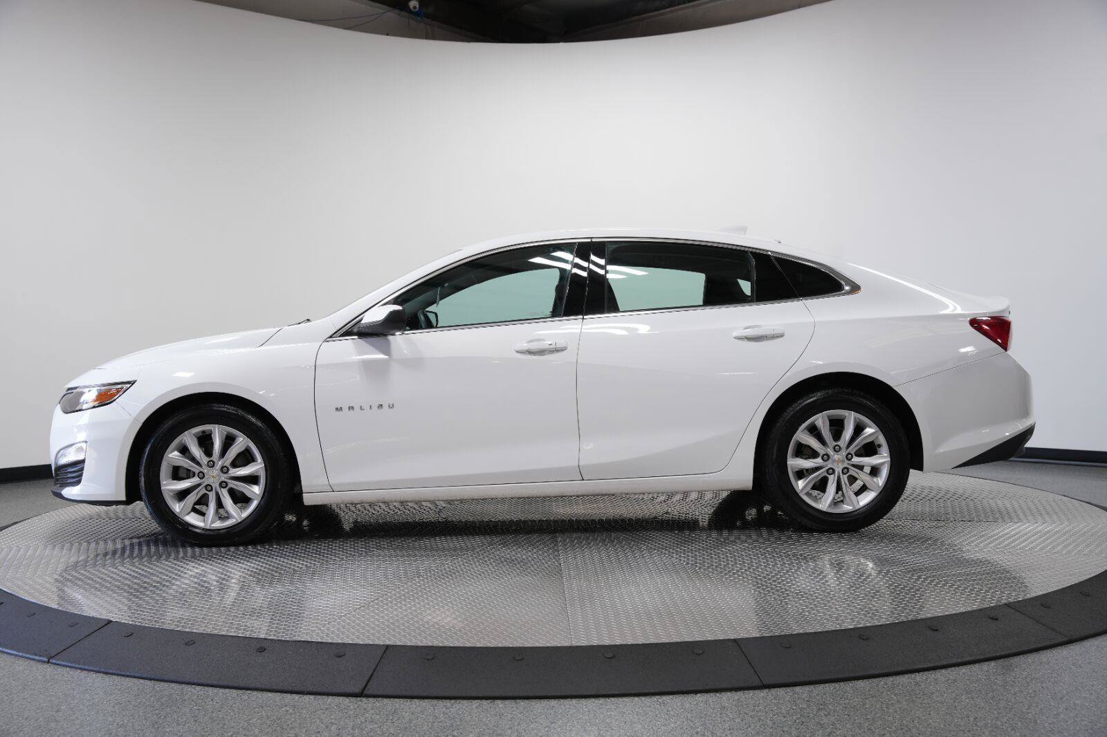Certified 2024 Chevrolet Malibu LT FWD image 5
