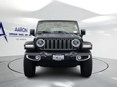 Used 2025 Jeep Wrangler Unlimited Sahara w/ Safety Group