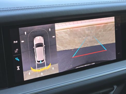 Used 2026 Porsche Cayenne image 8