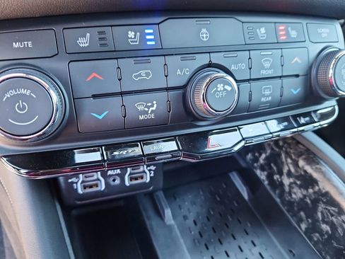 New 2026 Dodge Durango SRT Hellcat w/ Premium Group AWD/4WD image 15