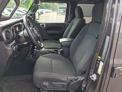 Used 2022 Jeep Wrangler Unlimited Sport AWD/4WD image 17