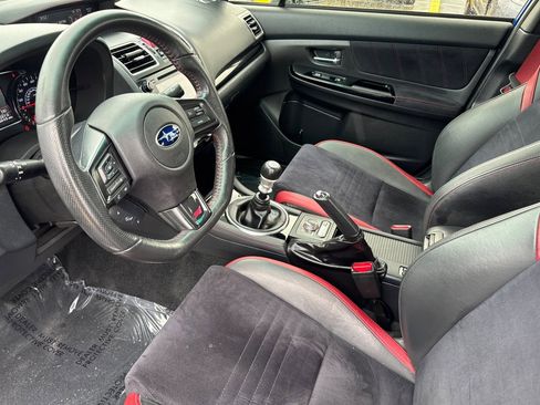 Used 2019 Subaru WRX STI AWD/4WD image 4