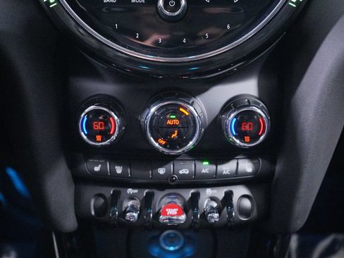 Used 2024 MINI Cooper 2-Door Hardtop FWD image 14