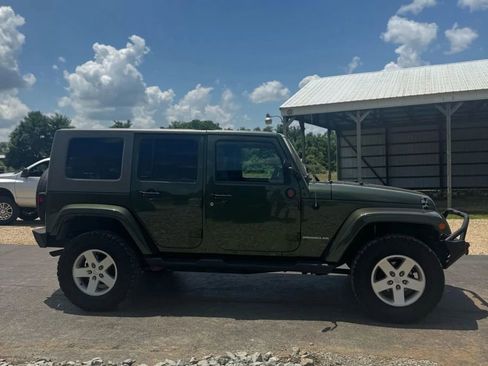 Used 2008 Jeep Wrangler Unlimited Sahara image 8