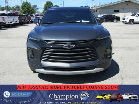 Used 2020 Chevrolet Blazer LT FWD image 2