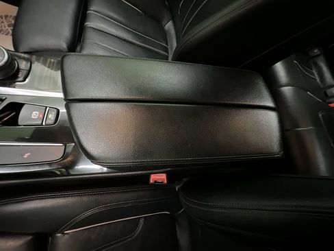 Used 2020 BMW 530i w/ Convenience Package RWD image 26