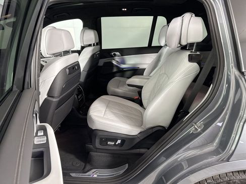 Certified 2025 BMW X7 xDrive40i w/ Executive Package AWD/4WD image 22