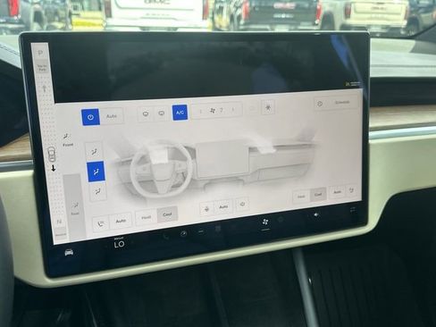 Used 2024 Tesla Model X image 18
