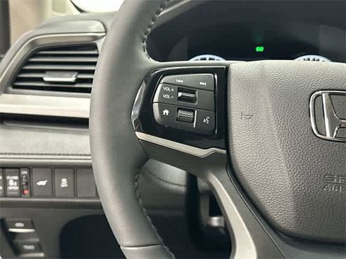 Used 2026 Honda Odyssey EX-L image 17